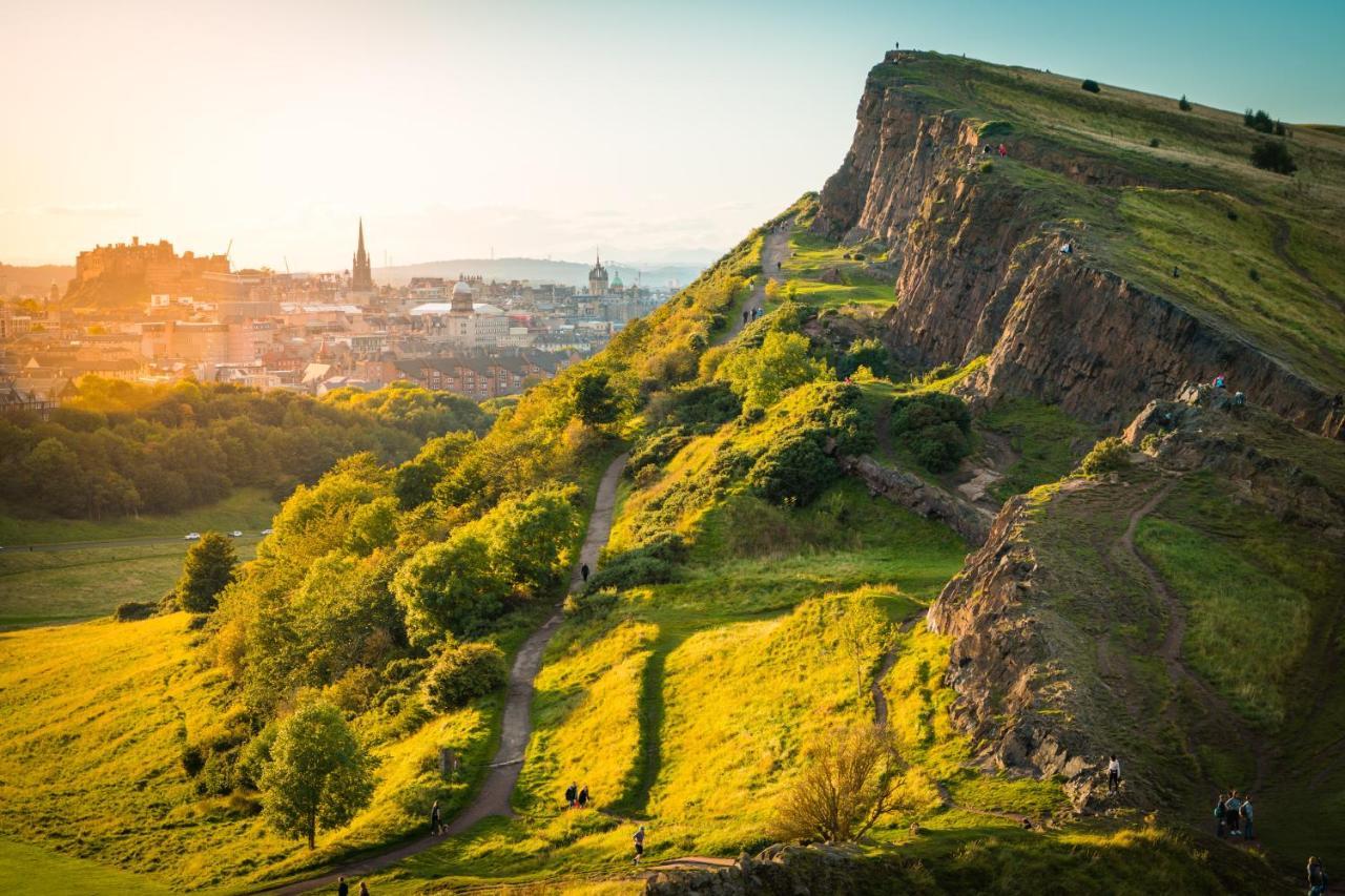The Holyrood Park Apartment Edimburgo Esterno foto